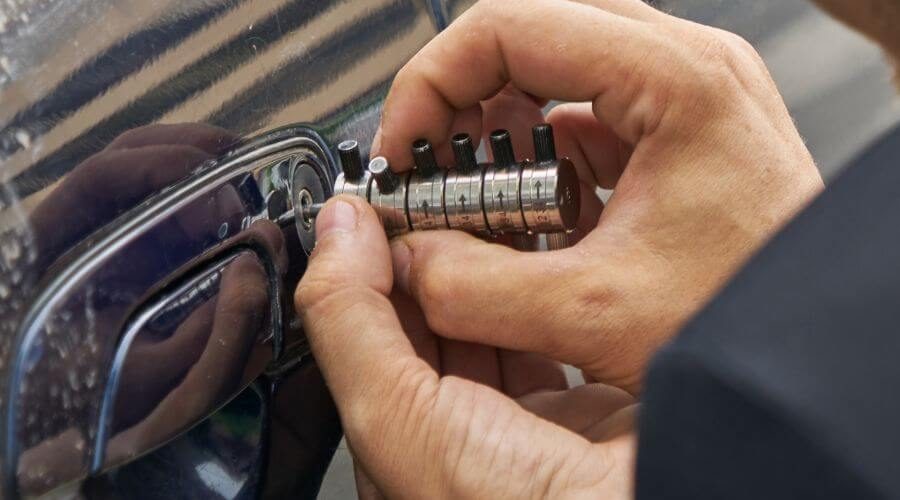 Expert tile roof repair services in New Sharon, IA